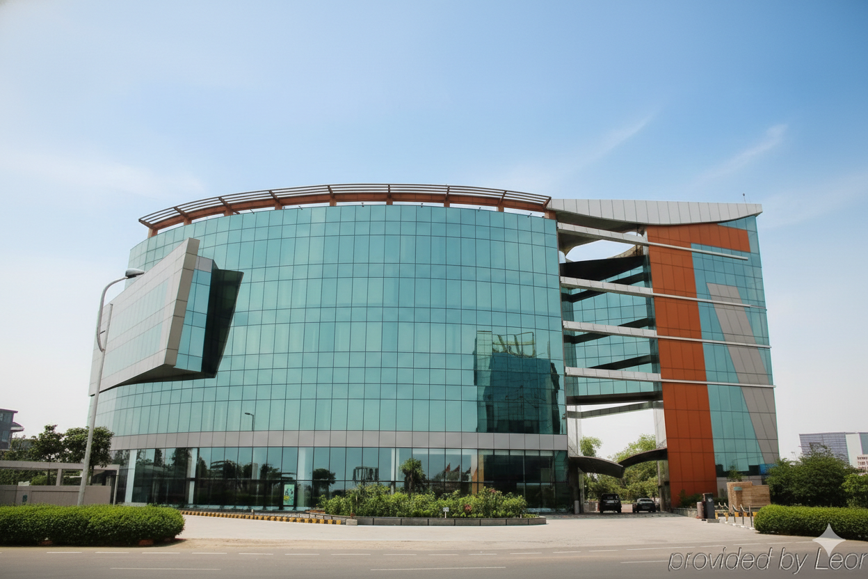 Galaxy Hotel (Sector-15)